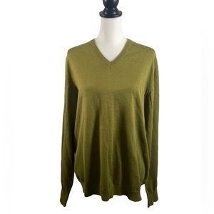 H&M Olive Green V Neck Tight Knit Classic Fit Long Sleeve Pullover Sweater L
